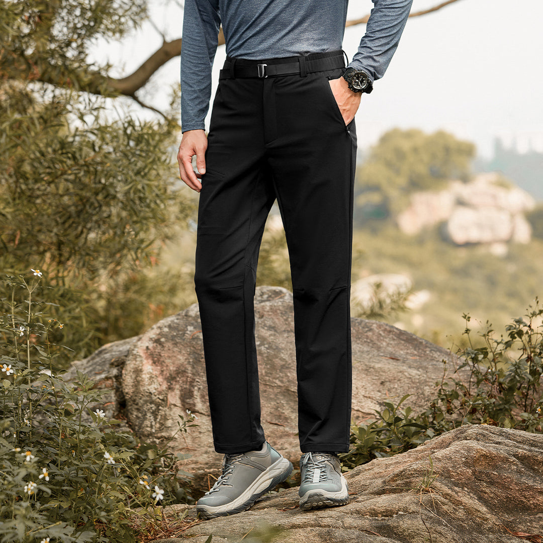 Herren Softshell-Trekkinghose mit Stretch, wasserabweisenden Reißverschlusstaschen und verstellbarem Bund Nord Taschen