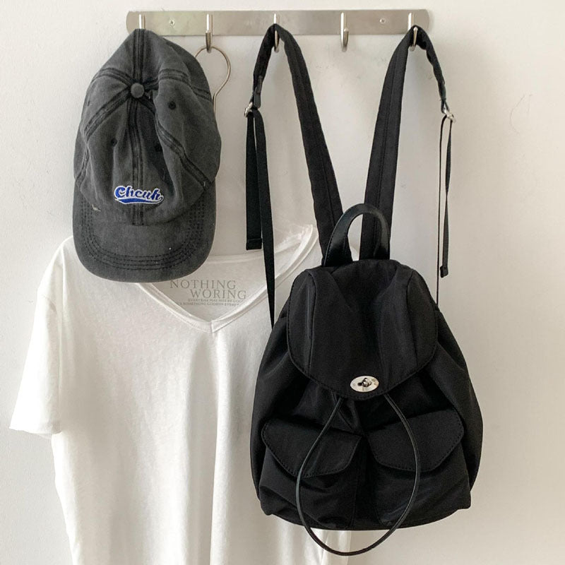 Damen Rucksack mit praktischen Außentaschen Nord Taschen