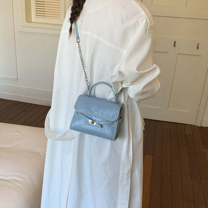 Damen modische Mini-Handtasche mit dekorativem Magnetverschluss Nord Taschen