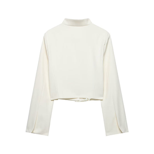 Damen Kurzer taillierter Blazer mit Stehkragen und asymmetrischer Knopfleiste Nord Taschen