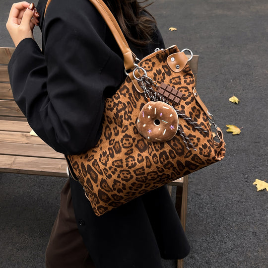 Damen elegante Hobo-Tasche aus luxuriösem Wildleder mit verstellbarem Schulterriemen Nord Taschen