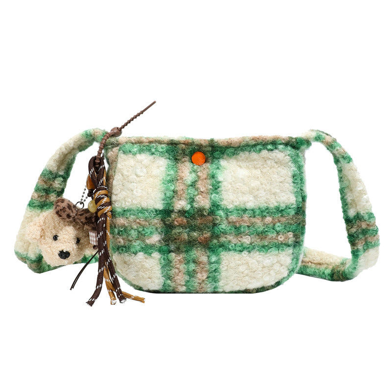 Damen Schultertasche aus weichem Textil mit süßem Tieranhänger Nord Taschen