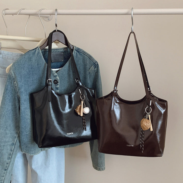 Damen Tote-Tasche mit elegantem, geschwungenem Design und praktischen Tragegriffen Nord Taschen