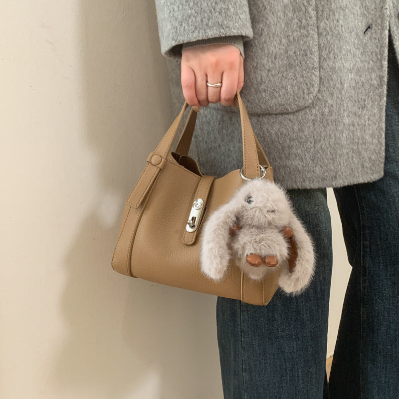 Damen Multifunktionale Handtasche mit abnehmbarem Kuscheltieranhänger Nord Taschen