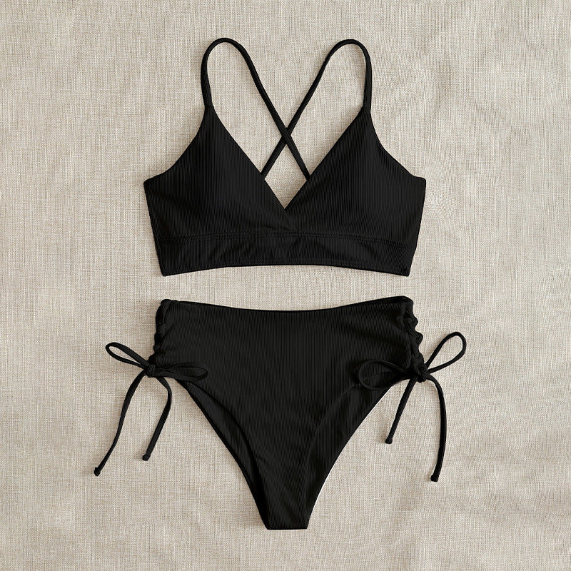 Damen Triangel-Bikini mit raffinierten Kordeldetails