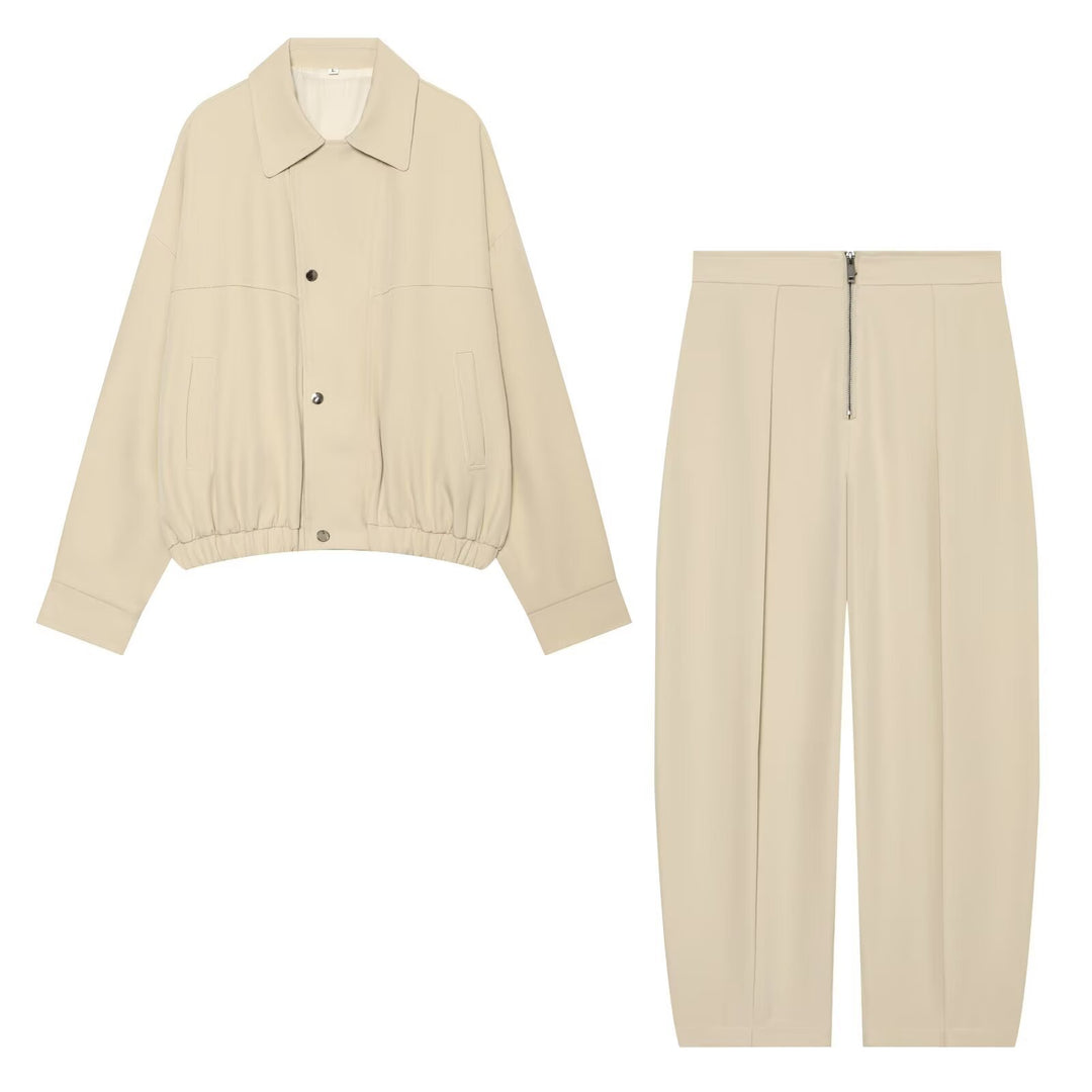 Damen Kurzgeschnittene Utility Blousonjacke mit Tunnelzugbund und aufgesetzten Eingrifftaschen Nord Taschen