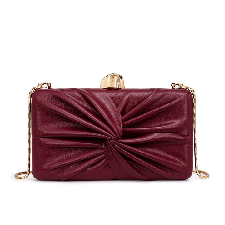 Damen Designer Clutch mit auffälligem Drapé von Nord Taschen