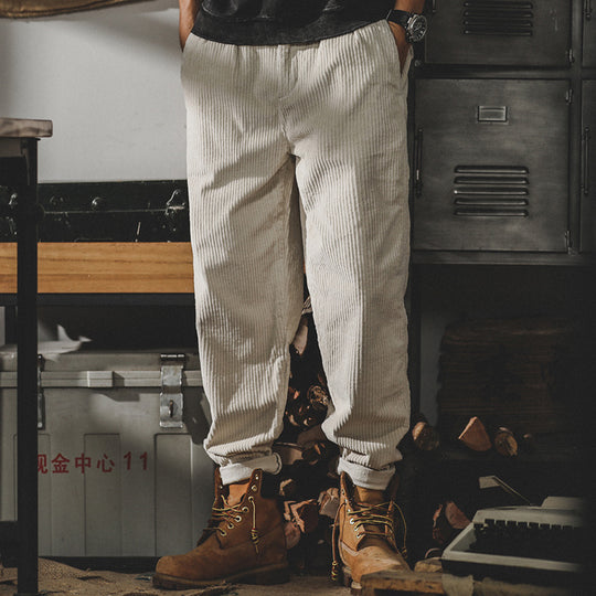 Herren Relaxed-Fit Feincord-Hose mit elastischem Bund, Kordstruktur und gekrempeltem Saum Nord Taschen
