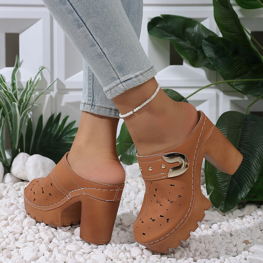 Damen modische Clogs mit perforiertem Design und elegantem Blockabsatz