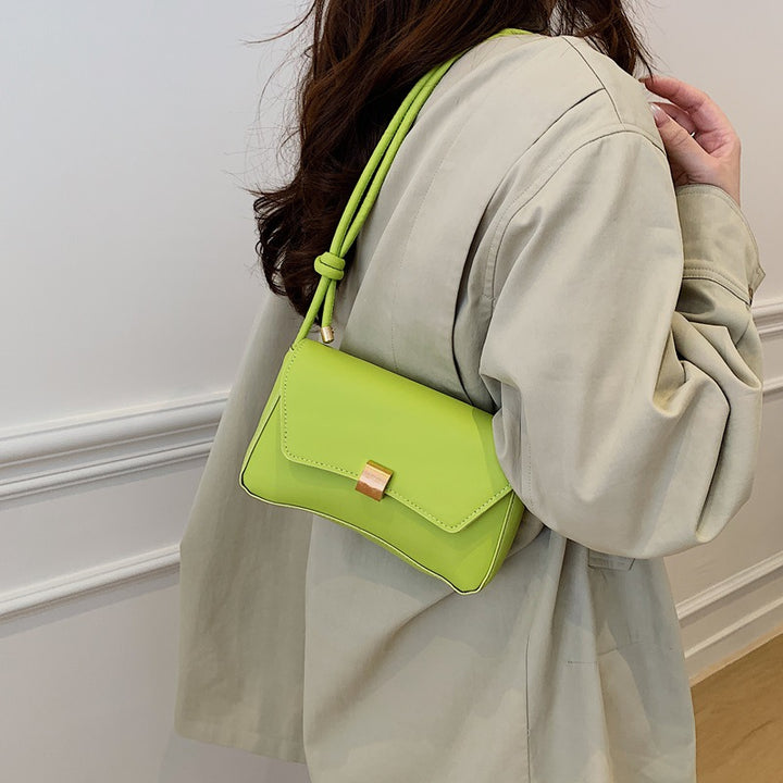 Damen Designer Umhängetasche mit elegantem Verschluss Nord Taschen
