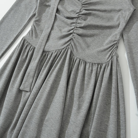 Damen Langes Jersey-Maxikleid mit Raffung, V-Ausschnitt und Bindeschal Nord Taschen