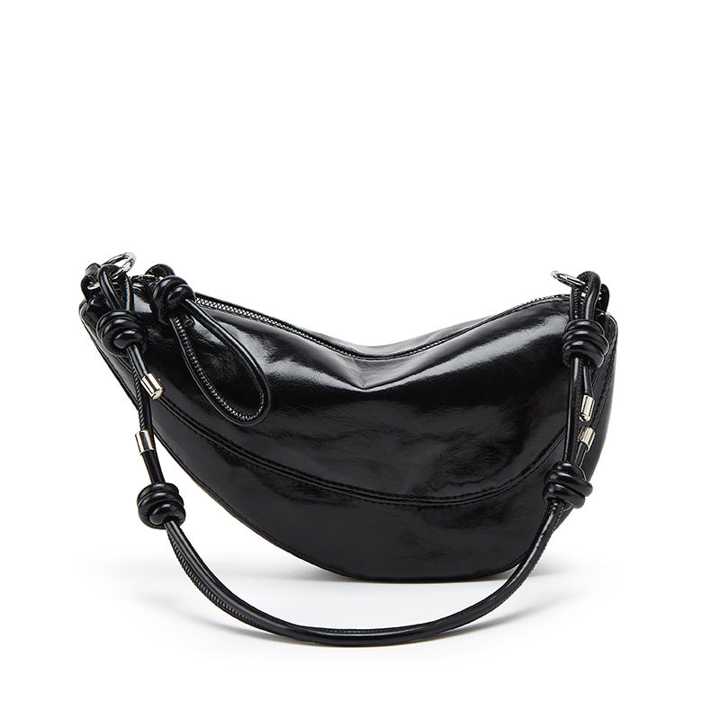 Damen Hobo-Tasche mit geschmeidiger Oberfläche und goldenen Verzierungen Nord Taschen