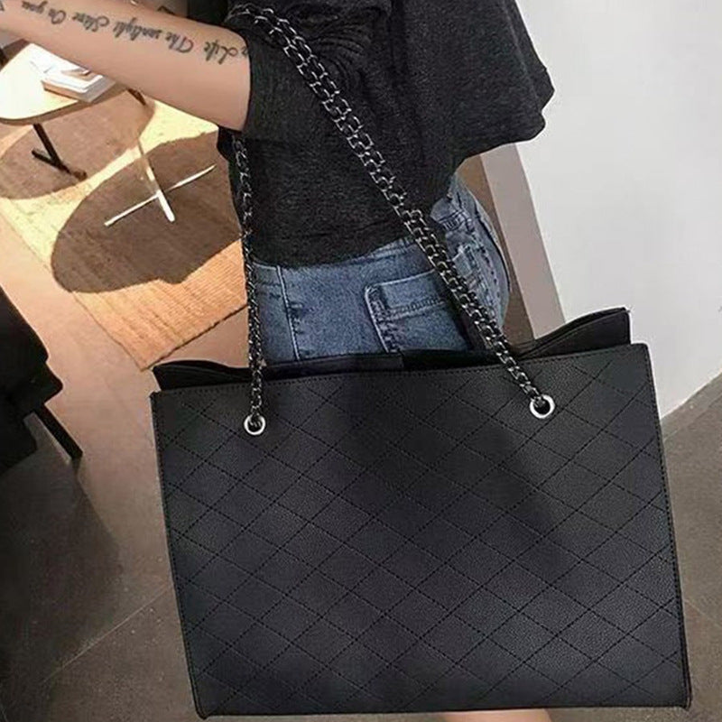 Damen Shopper-Tasche mit eleganter Steppstruktur und praktischem Innenfach Nord Taschen