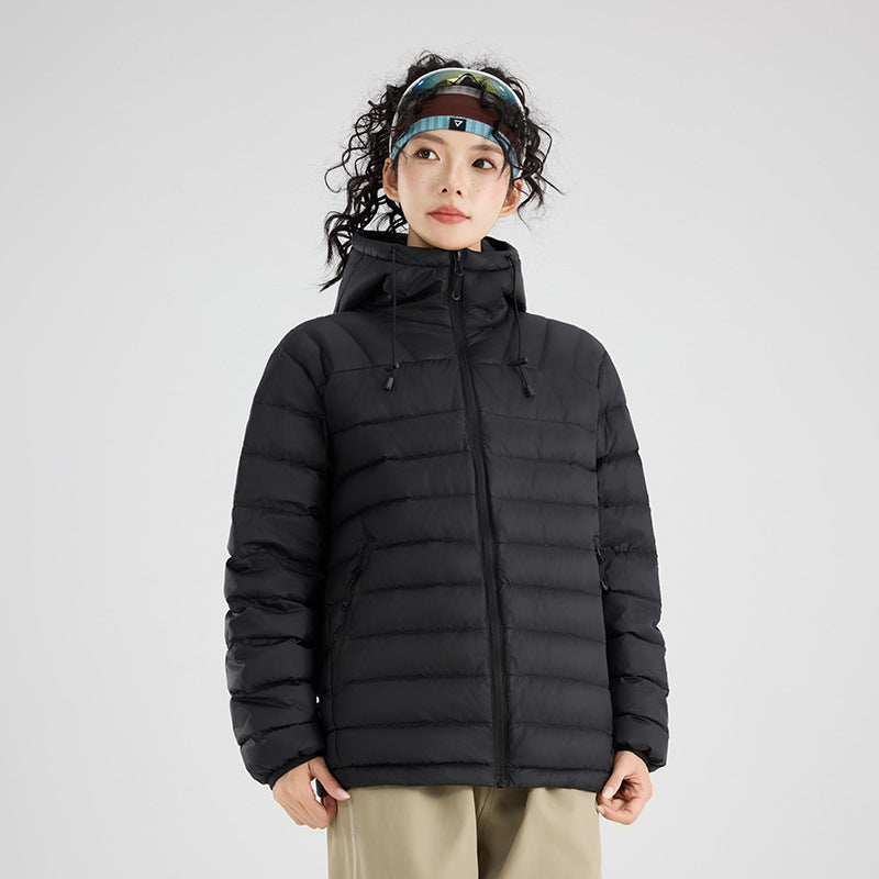 Damen Ultraleichte gesteppte Thermokapuzenjacke mit Horizontalsteppung und Reißverschlusstaschen Nord Taschen