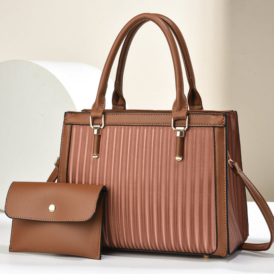 Damen elegante Handtasche mit Streifenstruktur und abnehmbarer Clutch Nord Taschen