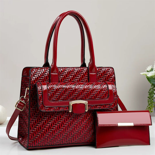 Damen elegante Handtasche mit strukturiertem Metallikdesign und abnehmbarer Clutch Nord Taschen