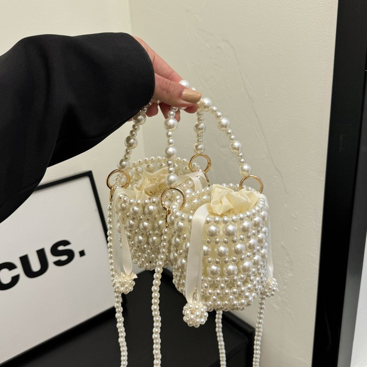 Damen Perlenhandtasche im luxuriösen Design Nord Taschen