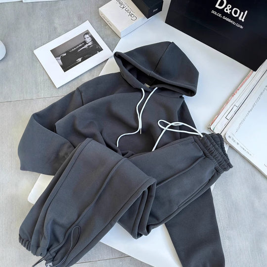 Damen Oversize-Hoodie und Jogginghose Set mit weichem Innenfutter, verstellbarer Kordel und hochgezogenem Bund Nord Taschen
