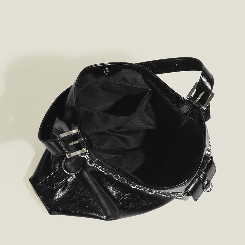 Damen Hobo-Tasche mit modischer Kettenverzierung und geräumigem Innenraum Nord Taschen