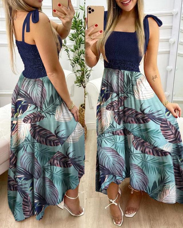 Damen Maxikleid mit Blumenmuster und elastischem Oberteil Nord Taschen