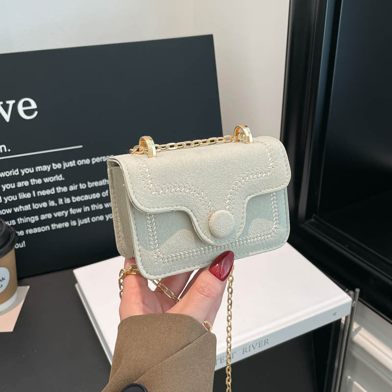 Damen Mini-Henkeltasche mit elegantem Steppmuster und goldenen Akzenten Nord Taschen
