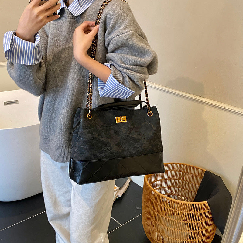 Damen elegante Handtasche mit edlen Kunstleder-Elementen Nord Taschen