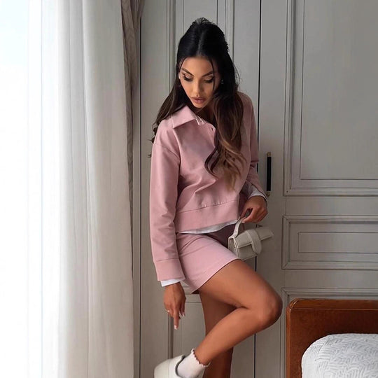Damen Lässiges Zweiteiliges Sweatset mit Hemdkragen, Cropped‑Pullover und High‑Waist Bike‑Shorts Nord Taschen