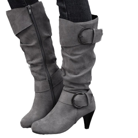 Damen Stiefel mit weichem Kunstvelours, Schlupf-Schaft und Zierschnallen Nord Taschen