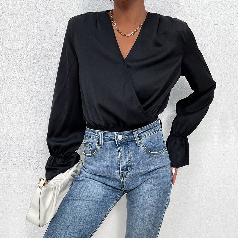 Damen Satin-Body mit Wickel-V-Ausschnitt, tailliertem Rippbund und Volantärmeln Nord Taschen