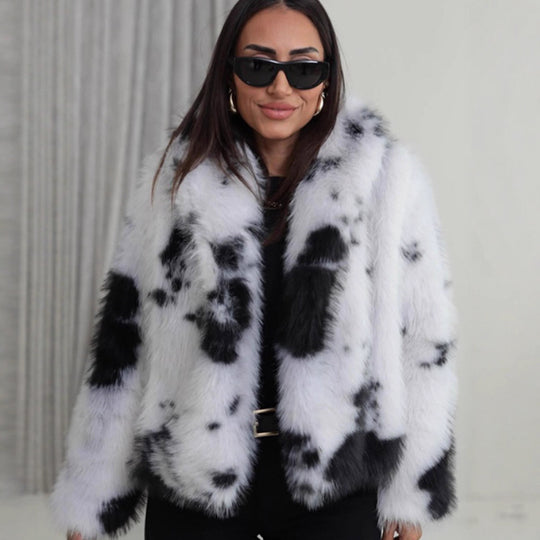 Damen Kurz geschnittener Faux‑Fur‑Bomber mit Fleckenmuster Nord Taschen