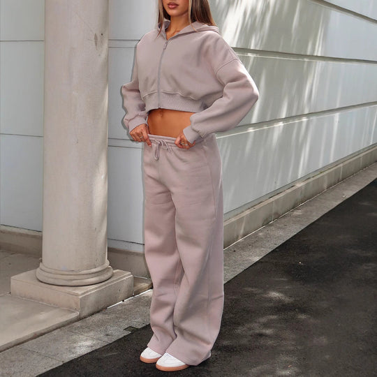 Damen moderner Cropped Hoodie und weite Jogginghose Set Nord Taschen