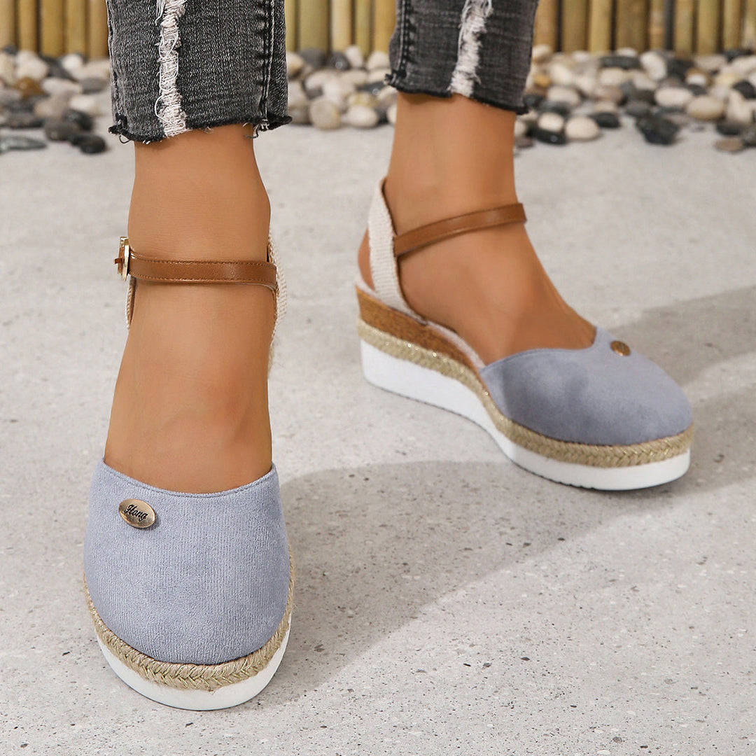 Damen Wedge-Sandalen mit geflochtenem Riemendesign und komfortablem Fußbett