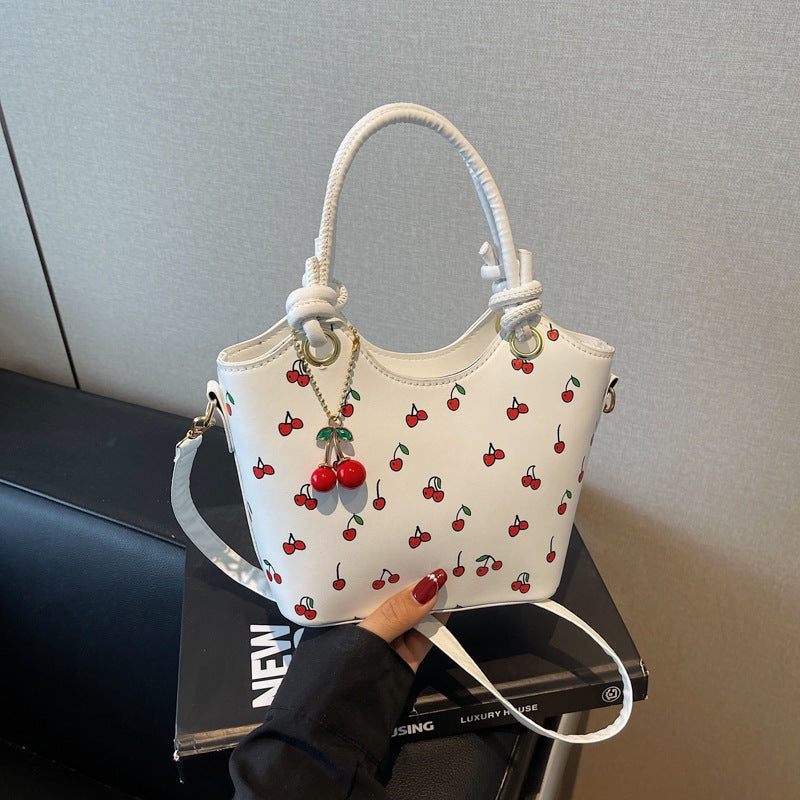 Damen modische Handtasche mit fruchtigem Design und abnehmbarem Anhänger Nord Taschen