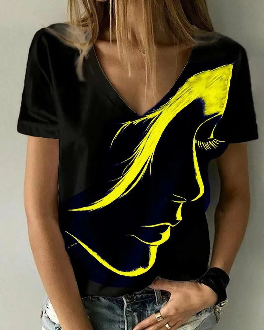 Damen V-Ausschnitt T-Shirt mit kreativem Grafikdruck
