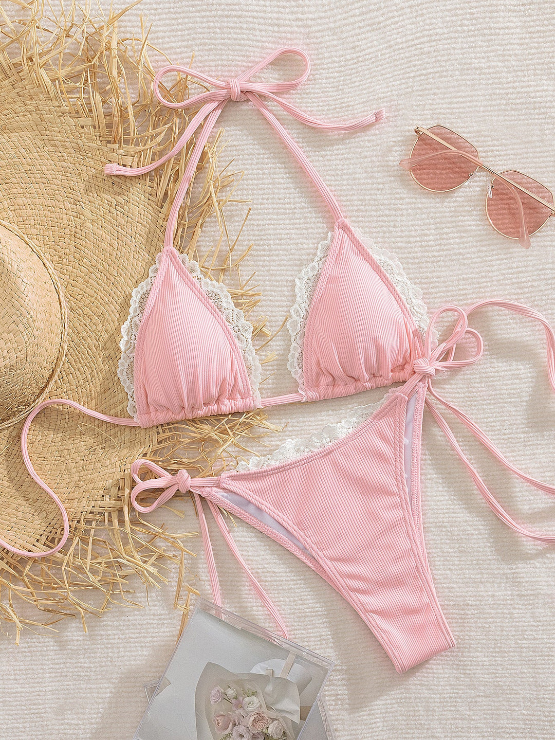 Damen Triangel-Bikini mit Spitze und verstellbaren BindNord Taschenändern Nord Taschen