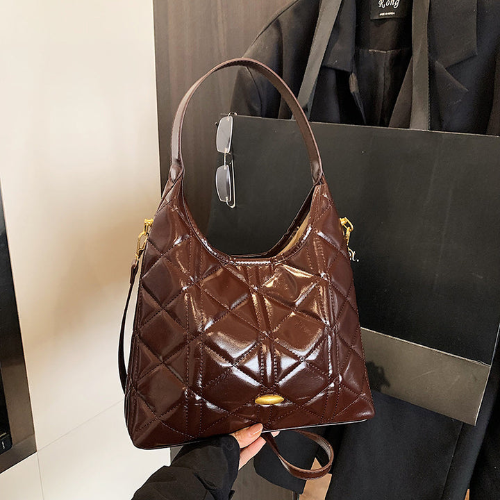 Damen Hobo-Tasche mit eleganter Steppung und praktischen Fächern Nord Taschen