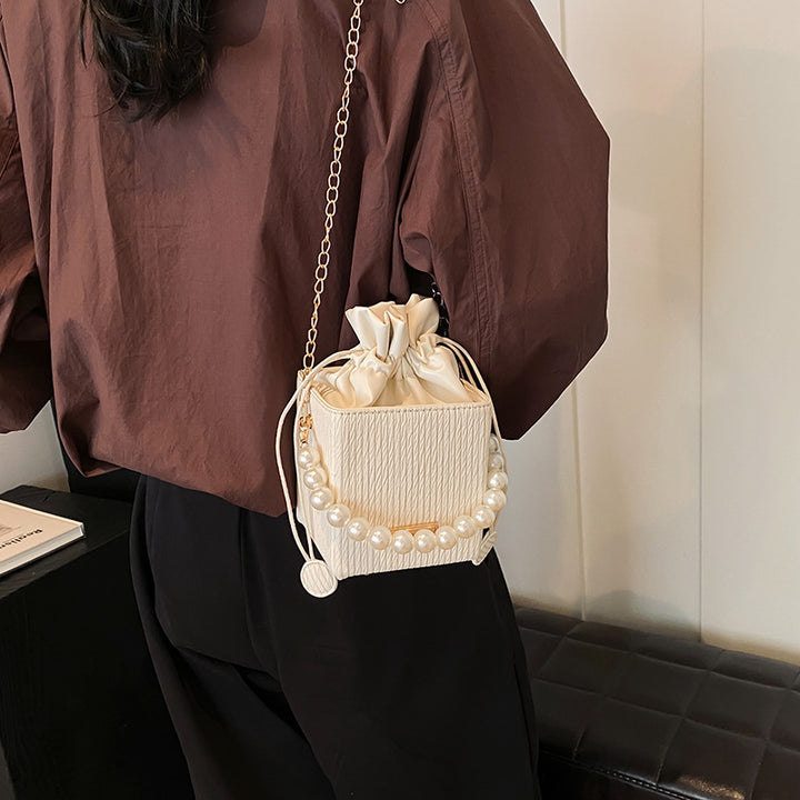 Damen Mini-Handtasche mit abnehmbarer Perlenkette Nord Taschen