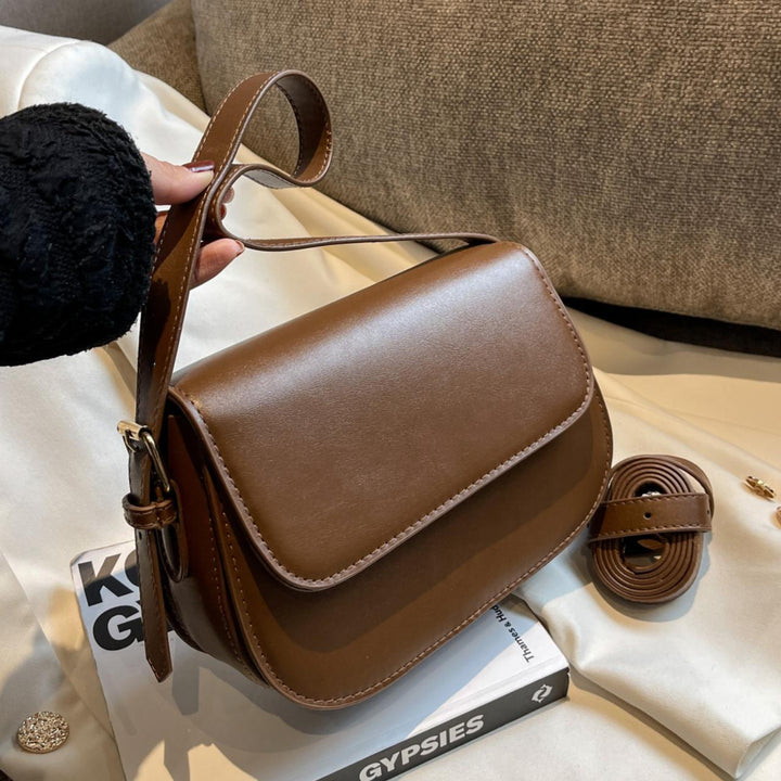 Damen Umhängetasche mit eleganter Klappe und verstellbarem Schulterriemen Nord Taschen