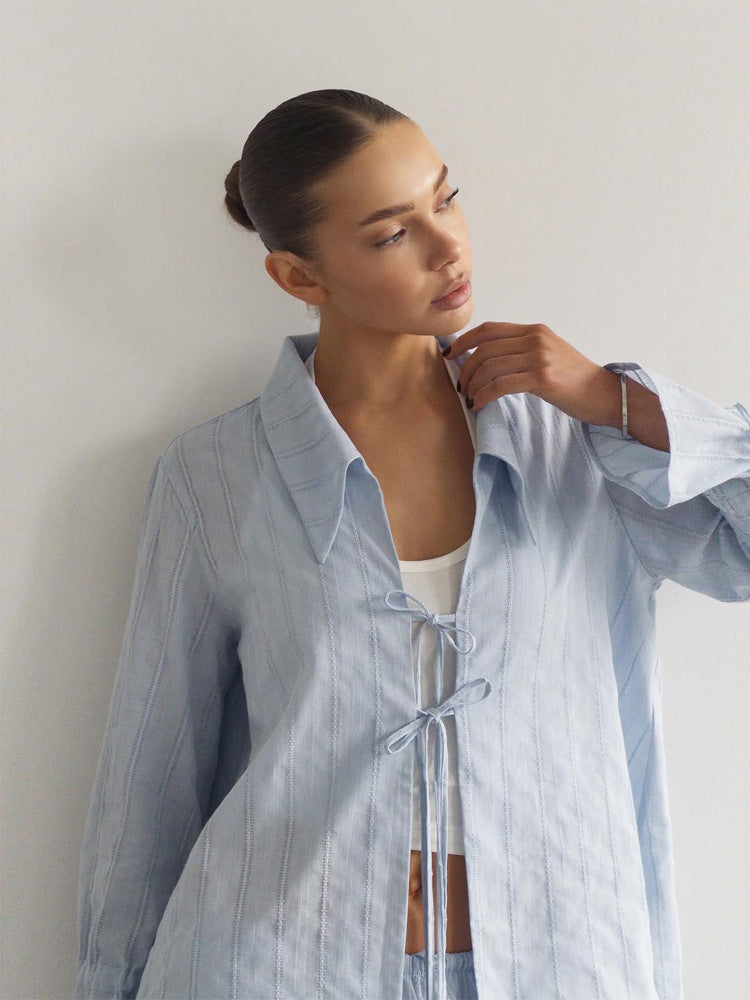 Damen Locker fallende Leinenoptik-Bluse mit dekorativen Bindebändern und transparenter Streifenstruktur Nord Taschen