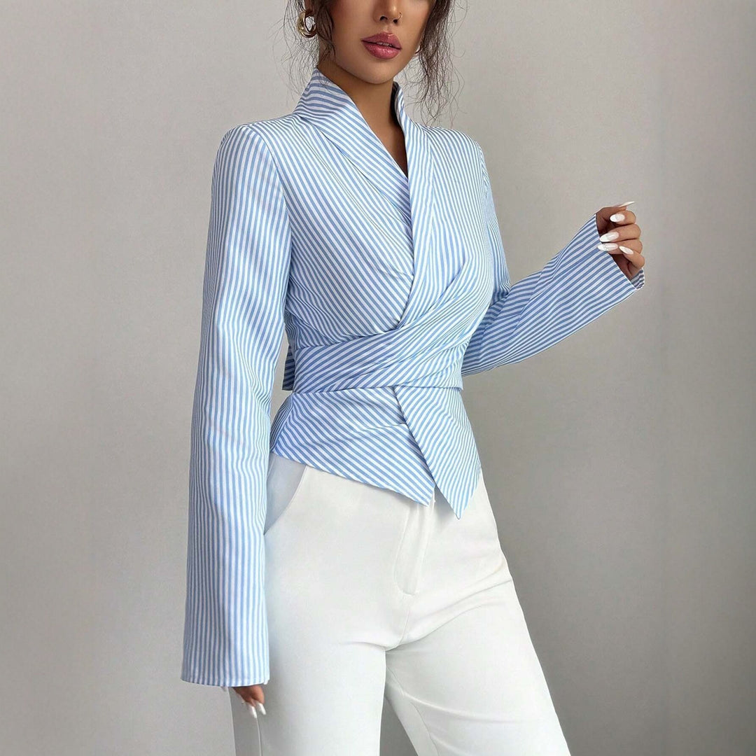 Damen Gestreifte Wickelbluse mit Schalkragen und taillierter Silhouette Nord Taschen