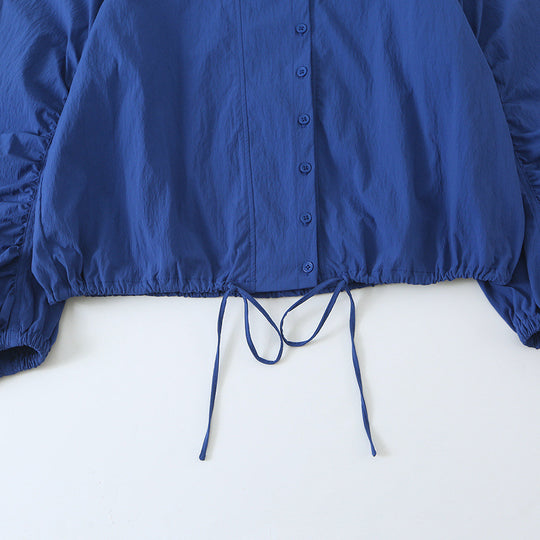 Damen Leichte Cropped Windjacke mit Stehkragen, Raglanärmeln und Tunnelzug Nord Taschen