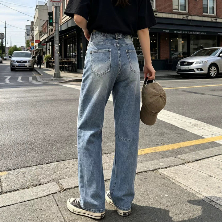 Damen hochgeschnittene weite Jeans mit geradem Bein, Knieabnähern und klassischem Five‑Pocket‑Schnitt Nord Taschen