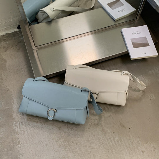 Damen Umhängetasche mit elegantem Klappenverschluss und stilvollem Design Nord Taschen
