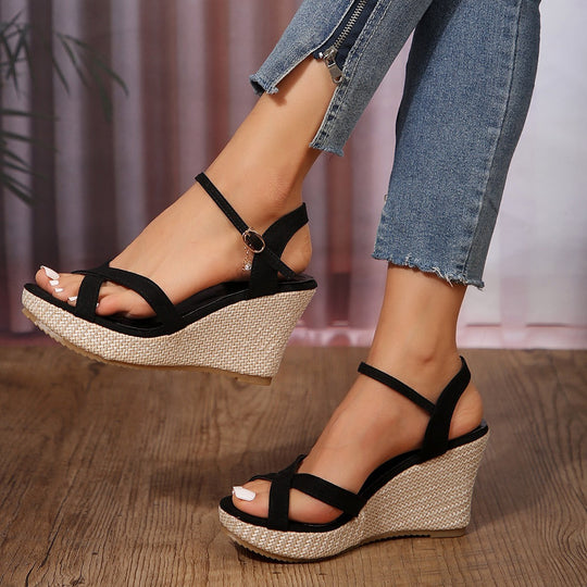 Damen Wedge-Sandalen mit eleganten Kreuzriemen und rutschfester Sohle Nord Taschen