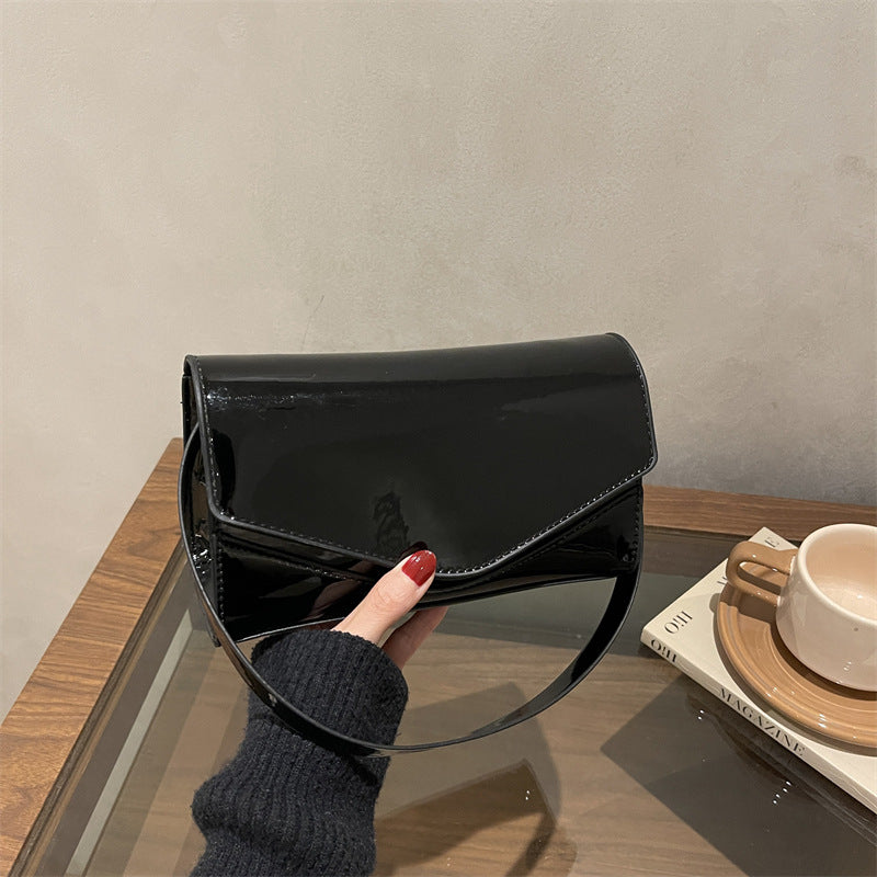 Damen elegante Clutch mit schickem Klappverschluss Nord Taschen