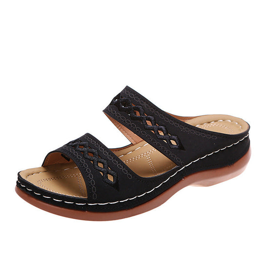 Damen Bequeme Leder-Sandalen mit dekorativem Lochmuster