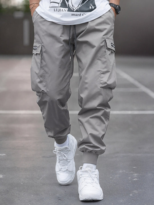 Herren Tapered Cargo-Joggerhose mit elastischem Tunnelzug, verstärkten Klappentaschen & gerippten Knöchelbündchen Nord Taschen