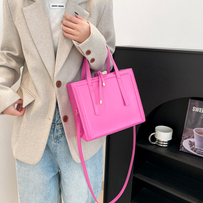 Damen elegante Handtasche im minimalistischen Design mit abnehmbaren Trageriemen Nord Taschen