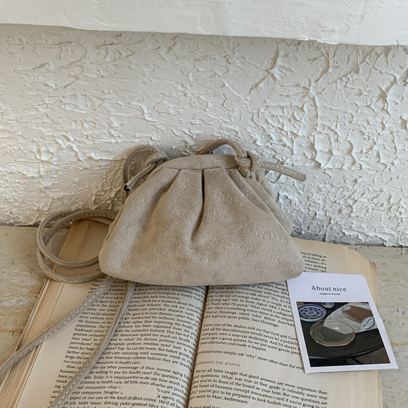 Damen Tasche mit geschmeidiger Veloursoberfläche und modischem Kordelzug Nord Taschen