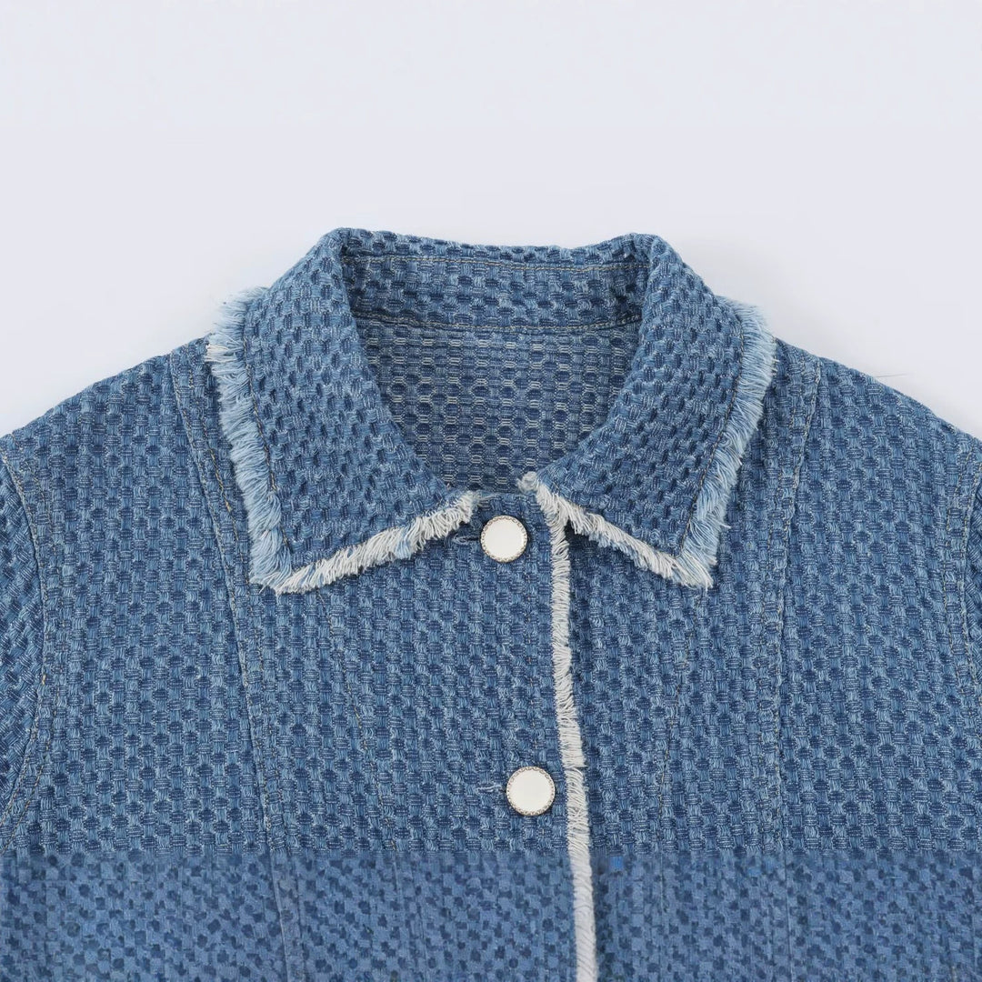 Damen Kurz geschnittene strukturierte Jeansjacke mit Fransenbesatz und Pattentaschen Nord Taschen